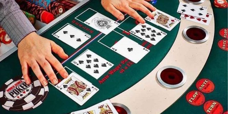 Tìm hiểu cách chơi Poker căn bản cho tân binh King88